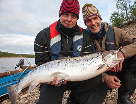 Pekka Puntila ja Mika Gylden, Tenon lohi 8,3 kg Welho -vaapulla