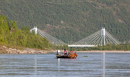 Saamensilta Aittisuvannosta kuvattuna.