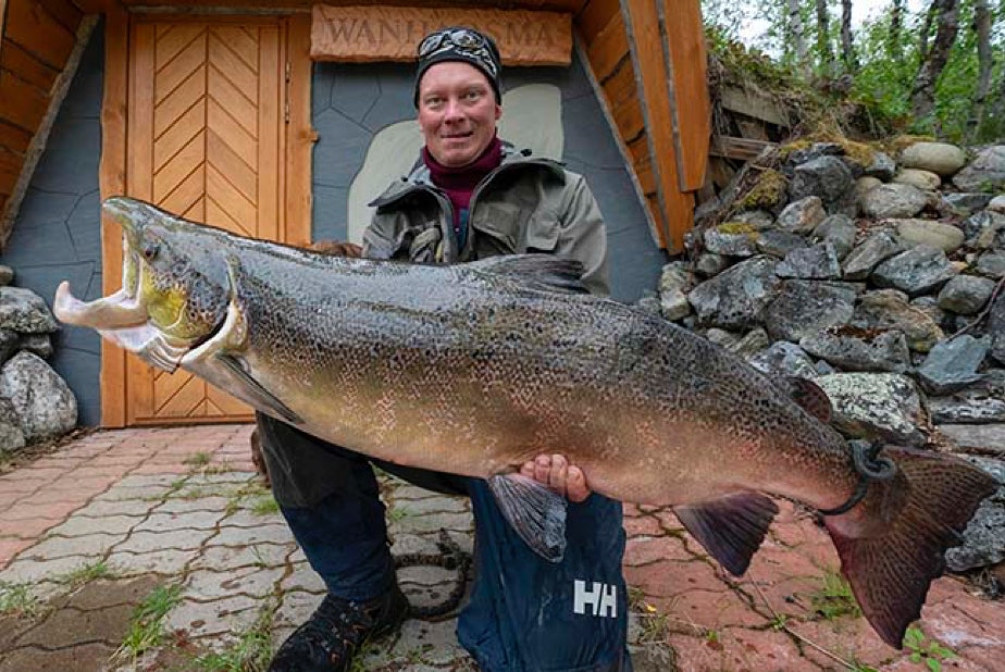 Sami Kämäräinen ja Kuoppilassuvannon kojamo Kultakalalla